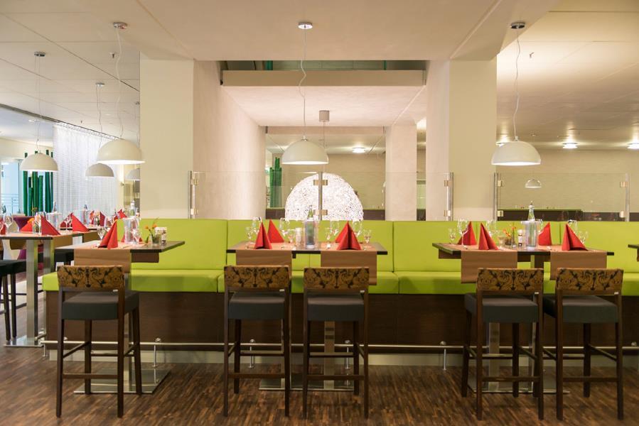 Webers - Das Hotel Im Ruhrturm Essen Restaurang bild