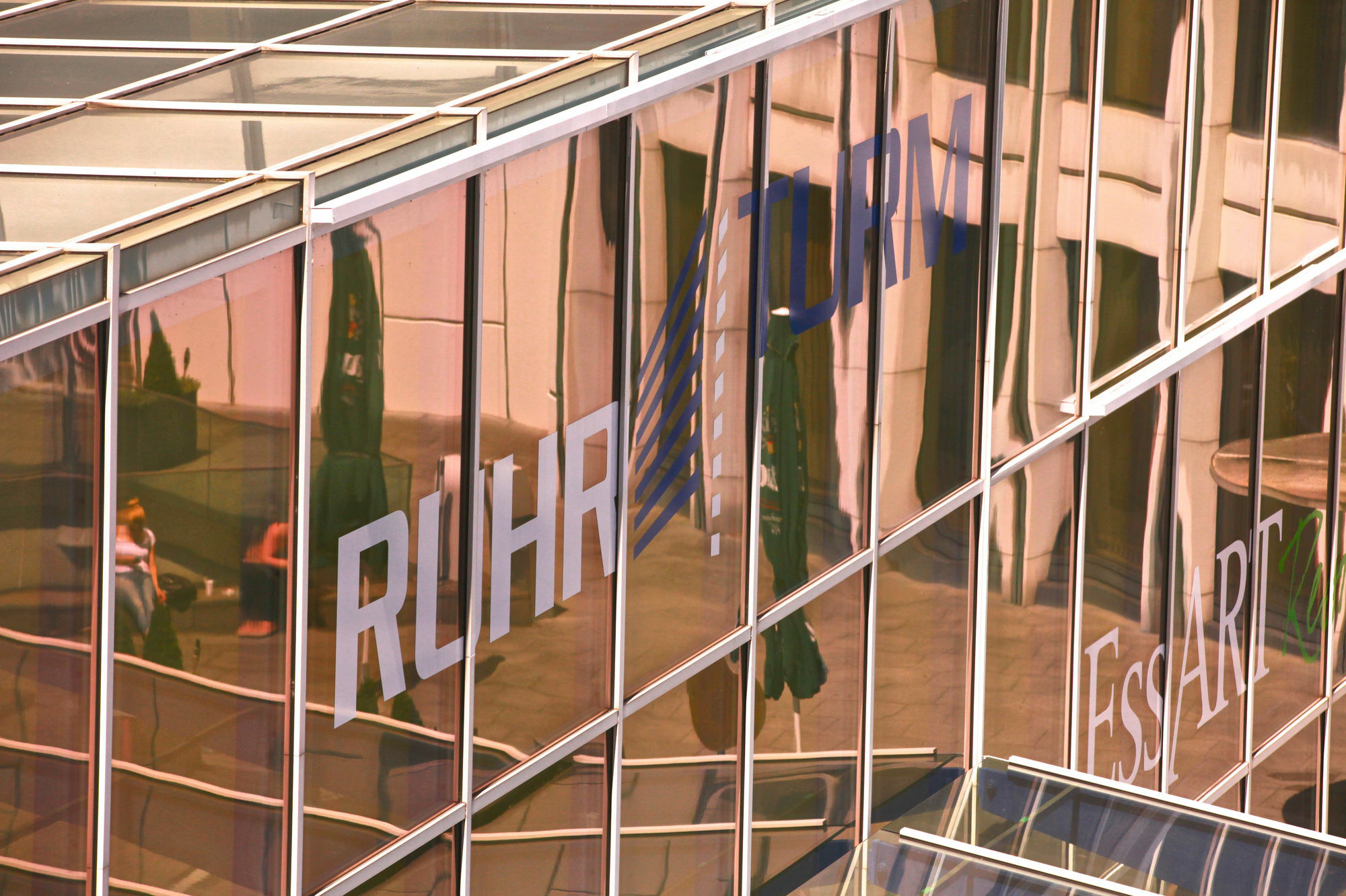 Webers - Das Hotel Im Ruhrturm Essen Exteriör bild